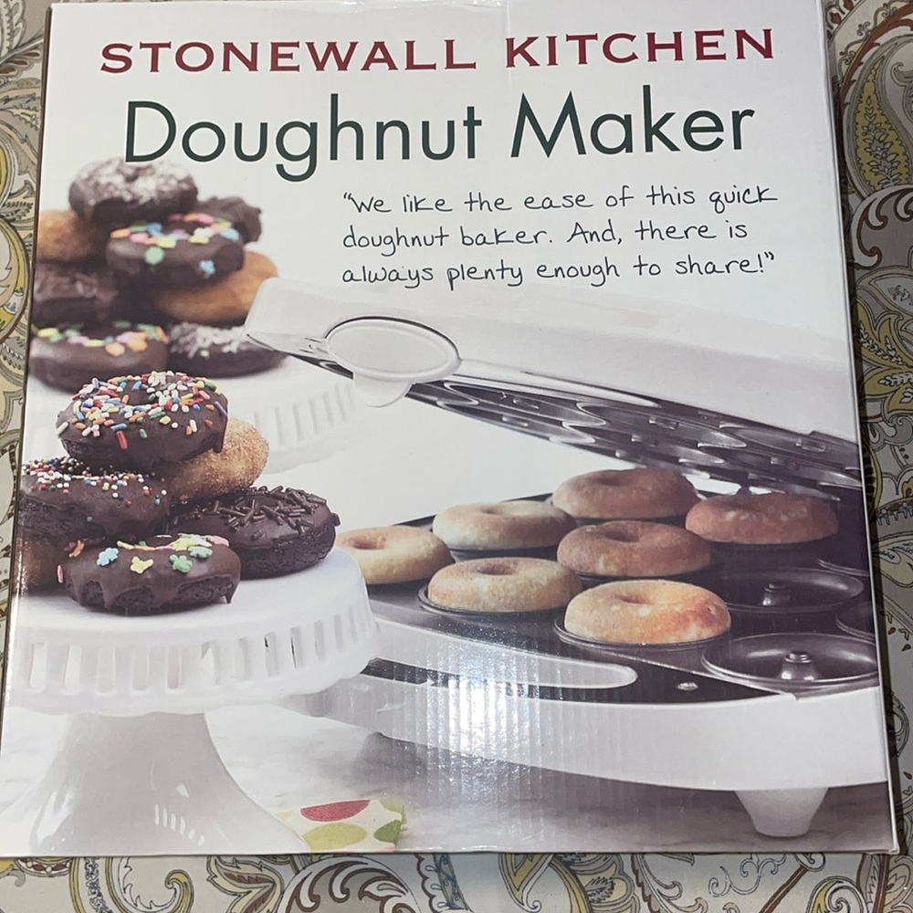 Stonewall Kitchen Doughnut Maker